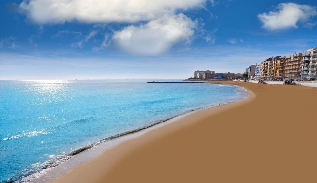 Apartamento Big Penthouse For 10 Per Torrevieja Exterior foto