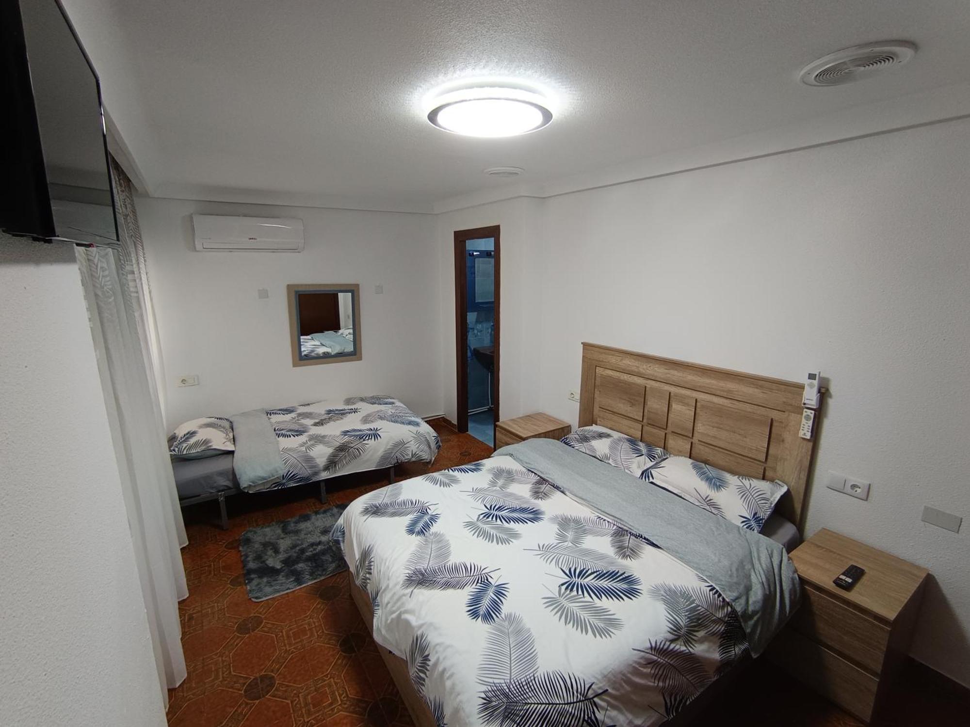 Apartamento Big Penthouse For 10 Per Torrevieja Exterior foto