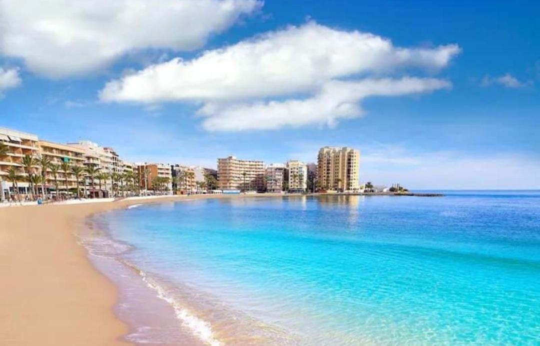 Apartamento Big Penthouse For 10 Per Torrevieja Exterior foto
